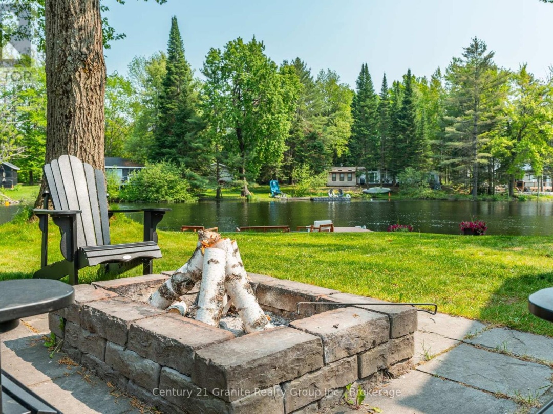 13 Birchleaf Drive, Gull Lake