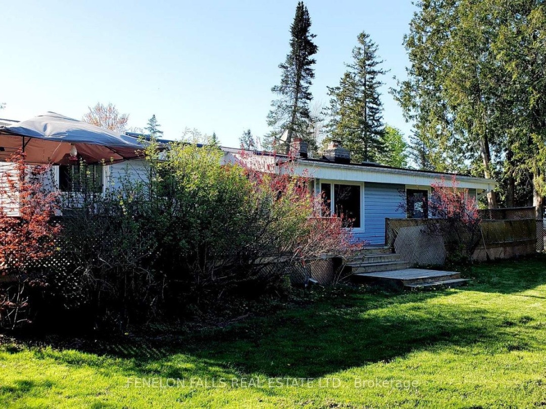 105 Cedarplank Road, Burnt Lake