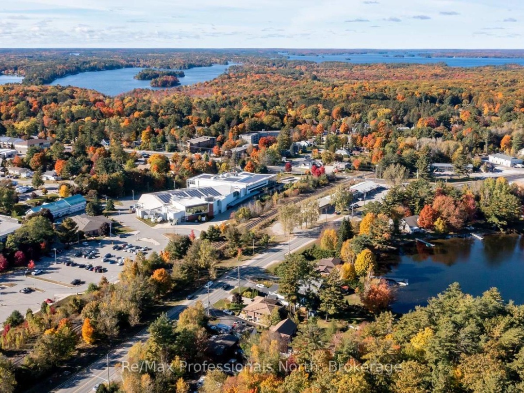 324 Bethune Drive N, Gull Lake