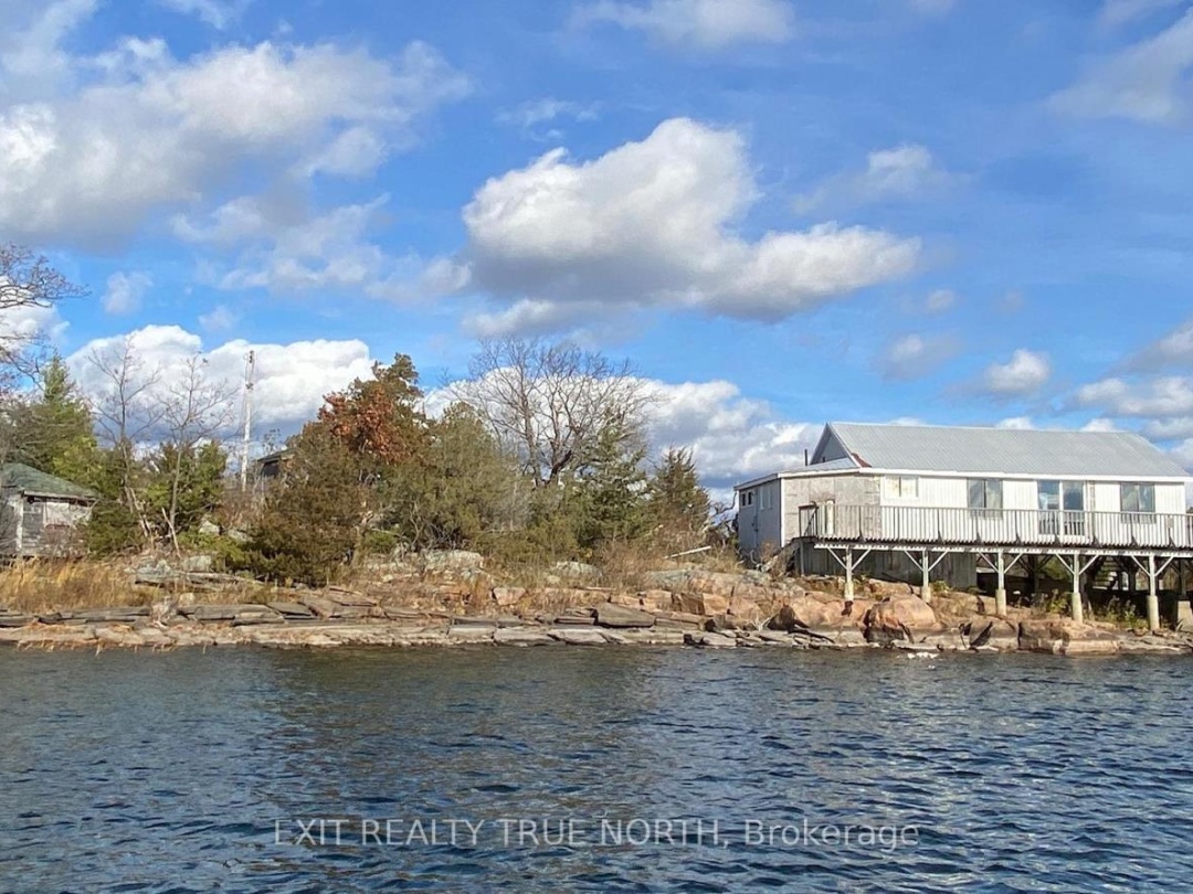 2 IS 320 GEORGIAN, Georgian Bay