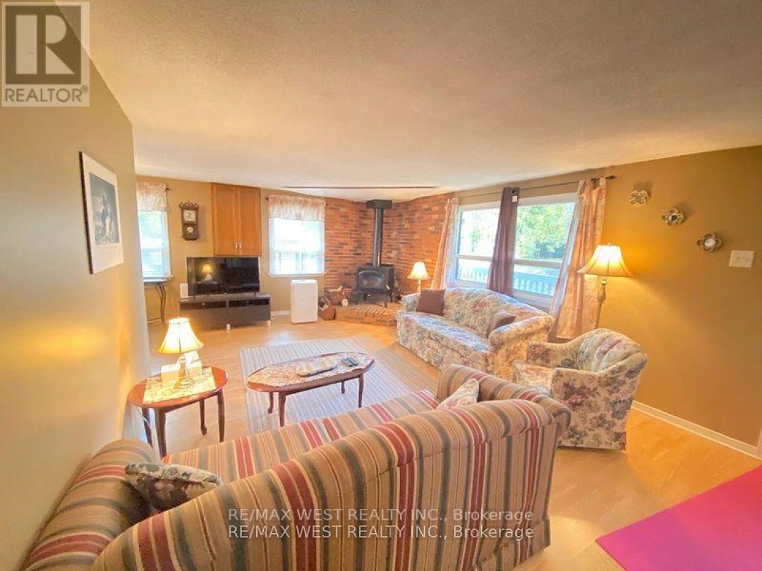 2763 Maple Trail, Ramara