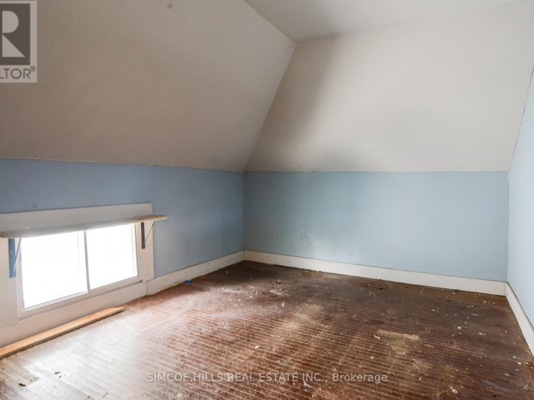 236 Front Street S, Orillia