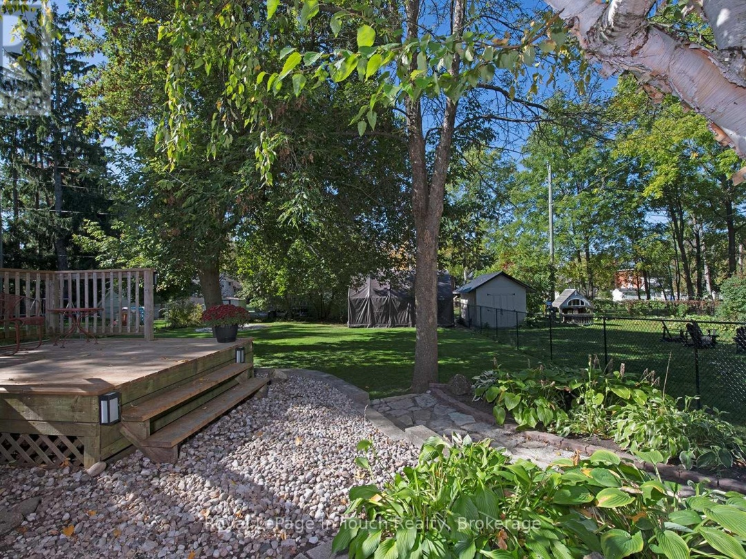 8 CYRIL MARTIN PLACE, 