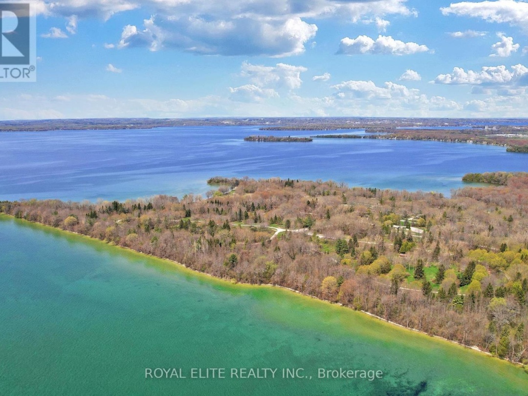3965 HILLTOP ROAD, 