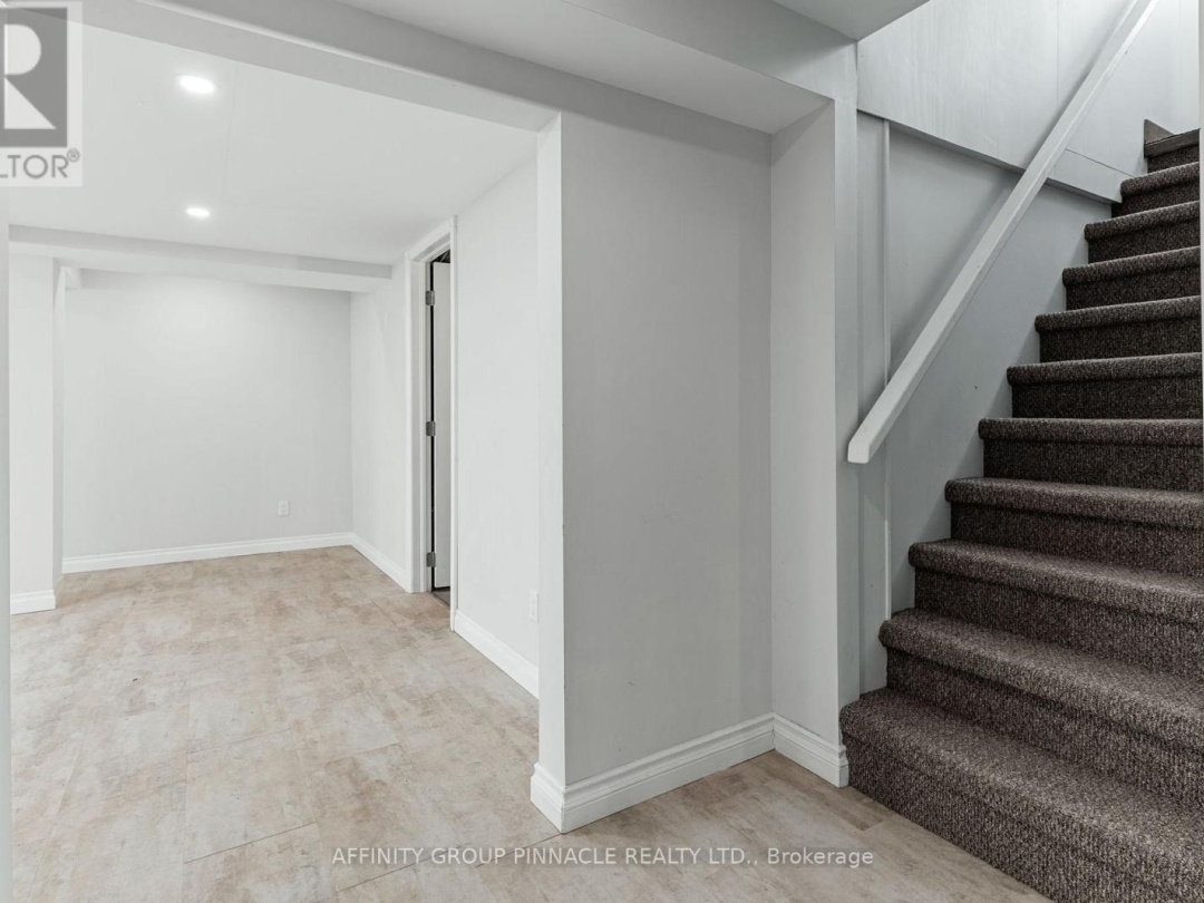 88 Simcoe Street, Lake Simcoe