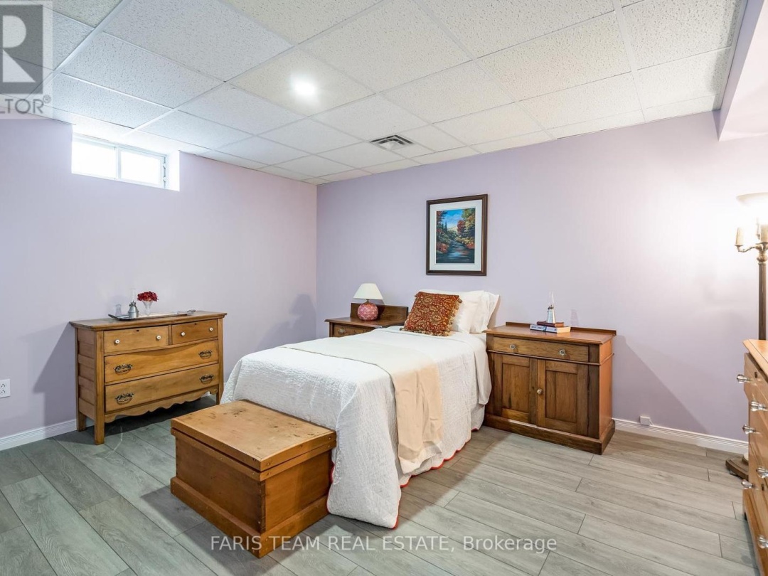 422 40 Museum Drive, Orillia