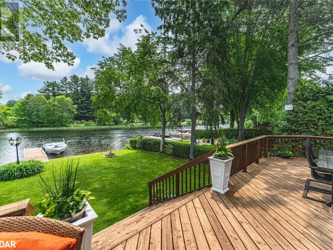1663 PENINSULA POINT Road, 
