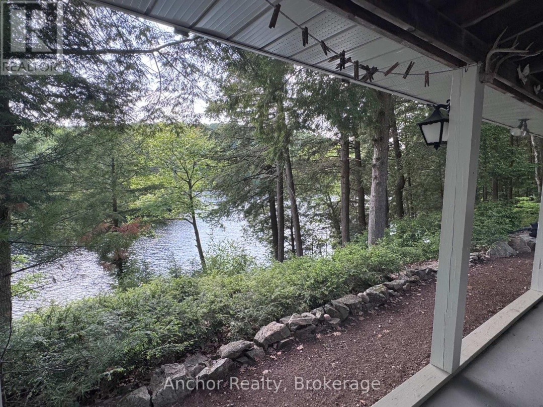 10469 LITTLE HAWK LAKE, 