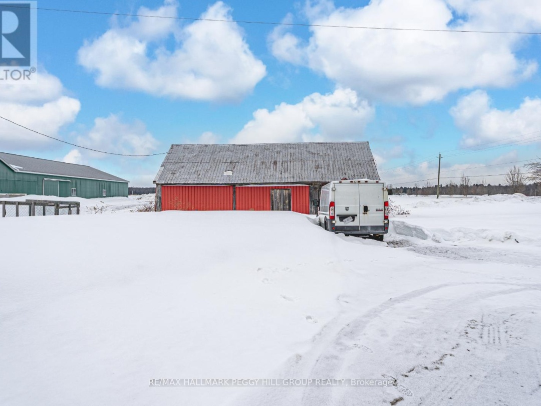 650 Mertz Corner Road, Tiny