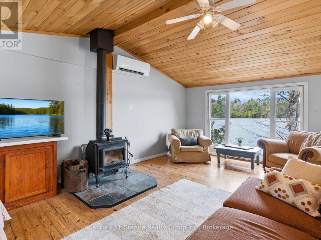 1027 Heney Trail, Big Hawk Lake