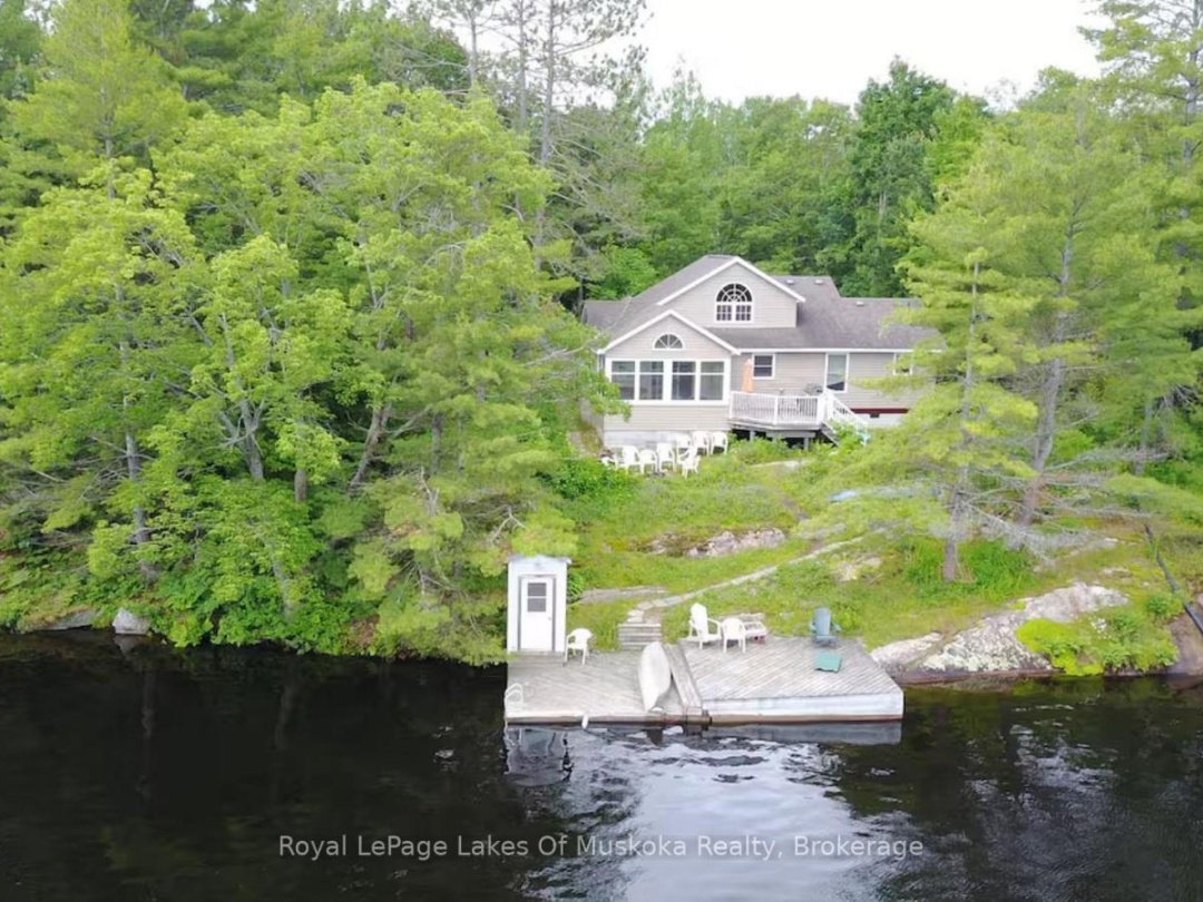 49 Pinetree Road, Loon Lake
