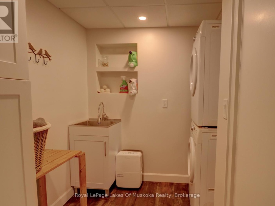 38 FLORENCE STREET W, 