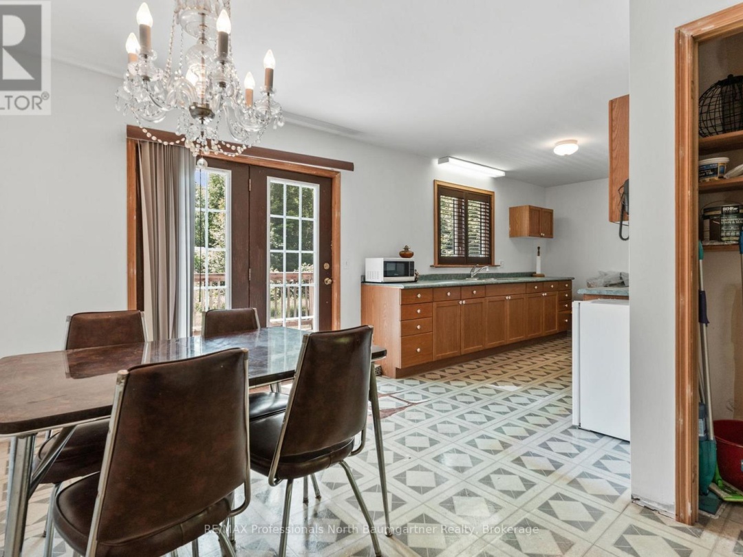 1144 BOSHKUNG LAKE ROAD, 