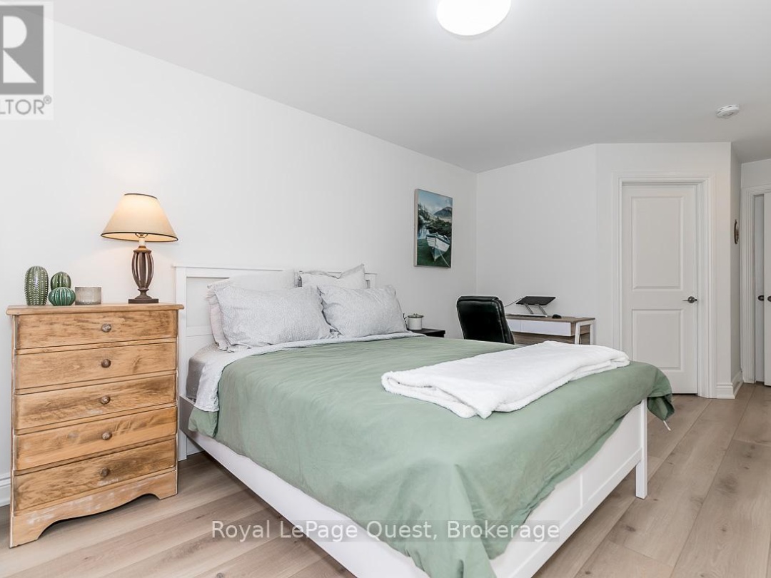 21 ROSY BEACH COURT, 