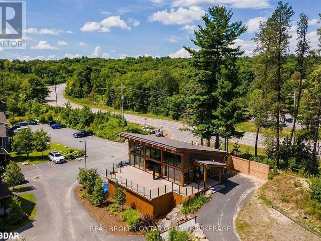 1841 Muskoka Road 118 Road W Unit# 2B, Lake Muskoka