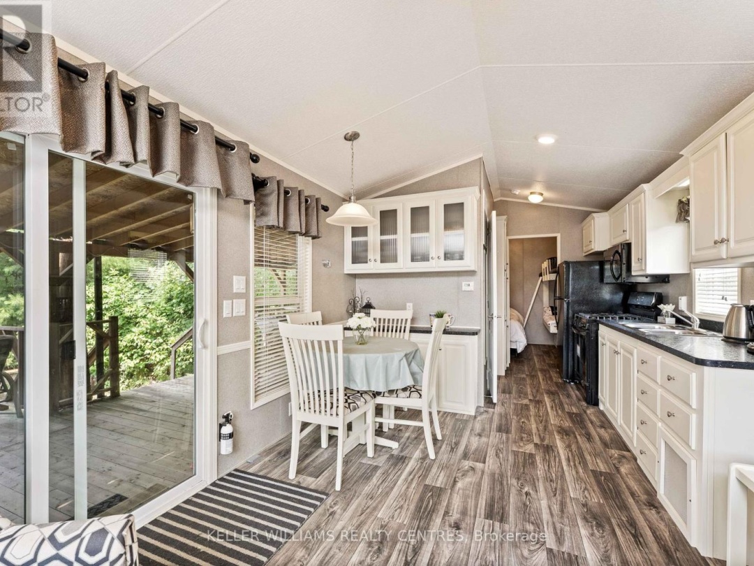 #37 - 202 HIDDEN GLEN ROAD, 