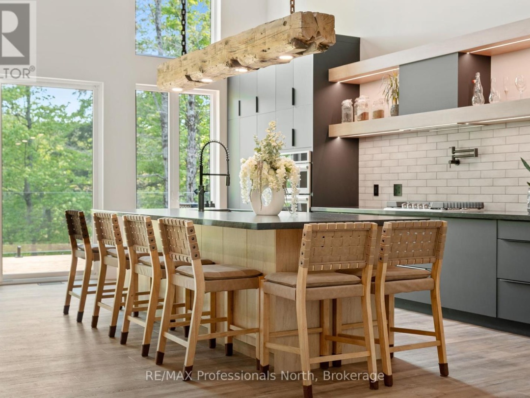 1063 Mink Road, Long Lake