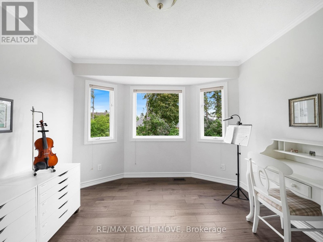 1998 VOYAGEUR CIRCLE, 