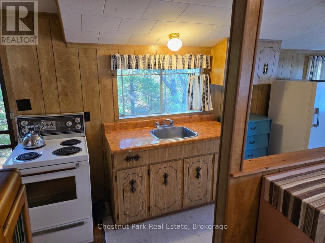 1 & 2 -1051 WIGWAM LODGE ROAD, 