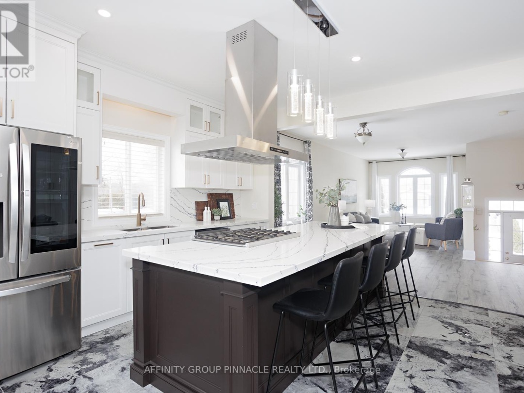 36 BALL AVENUE E, Talbot River