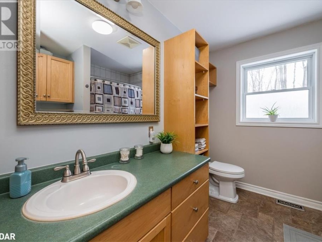 5 Snowshoe Trail, Moonstone
