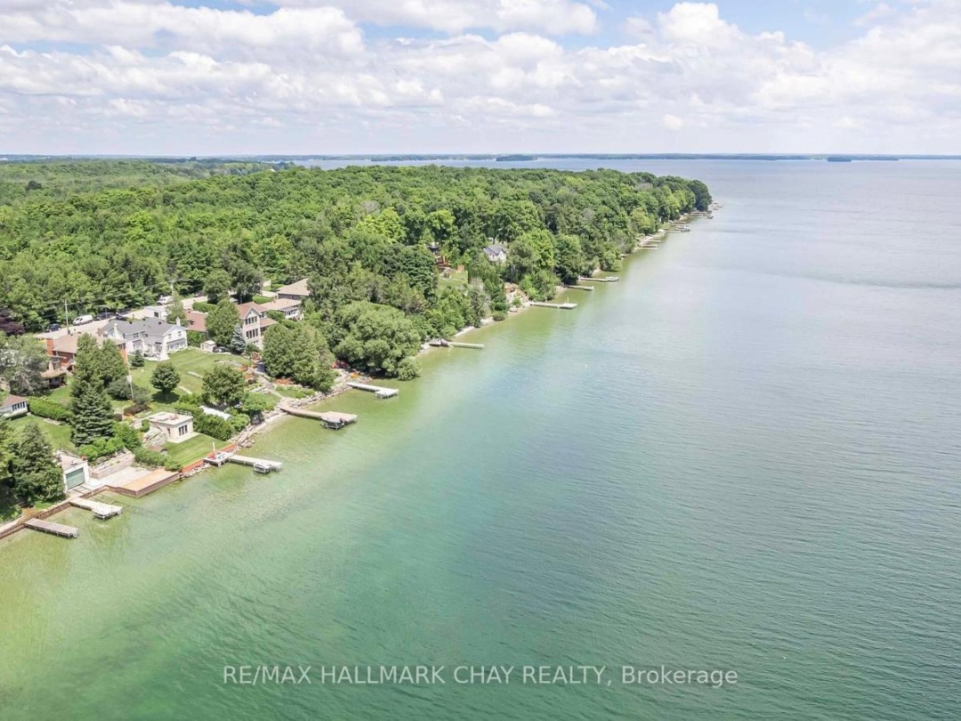 1125 WOODLAND DRIVE, Lake Simcoe