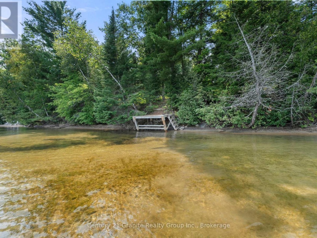 1753 NORTHSHORE ROAD, Maple Lake