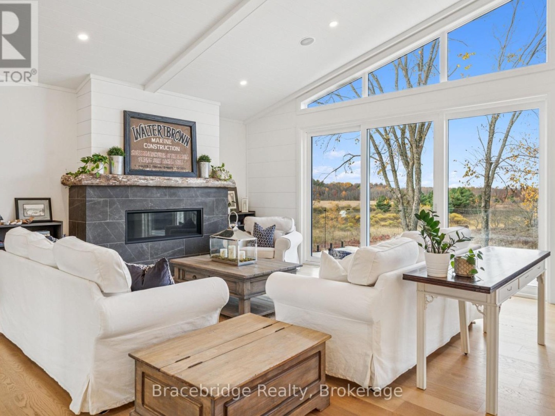 1006 STEPHENS BAY ROAD, 