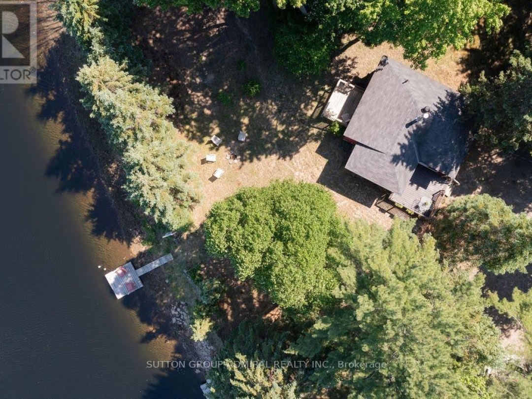 1047 Colony Trail, Lake Muskoka
