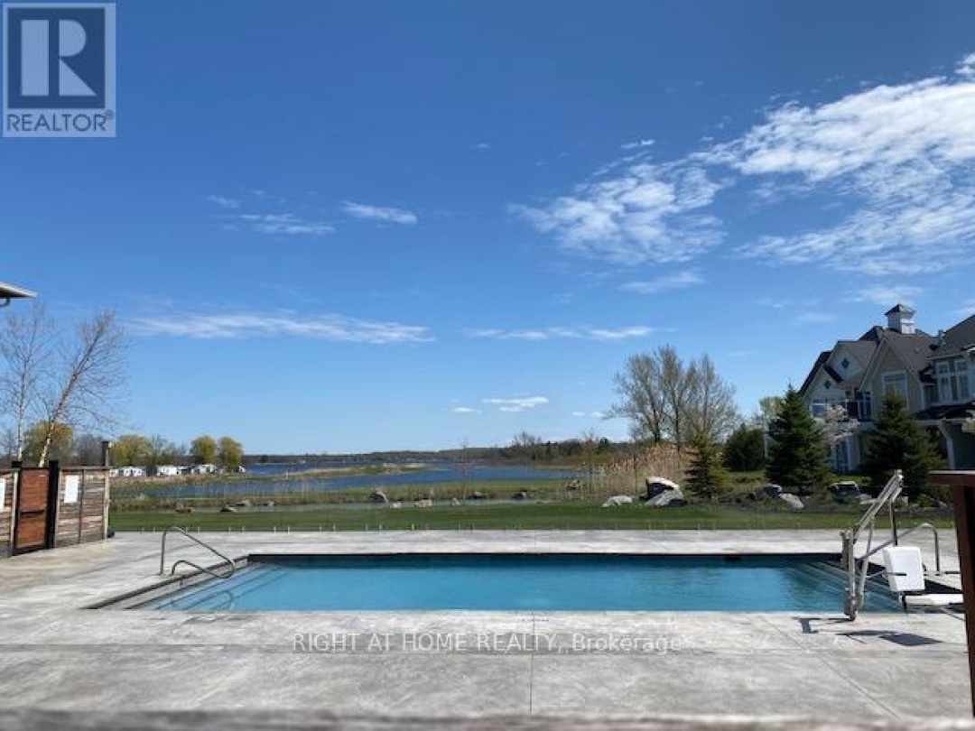 12 Masters Crescent, Georgian Bay