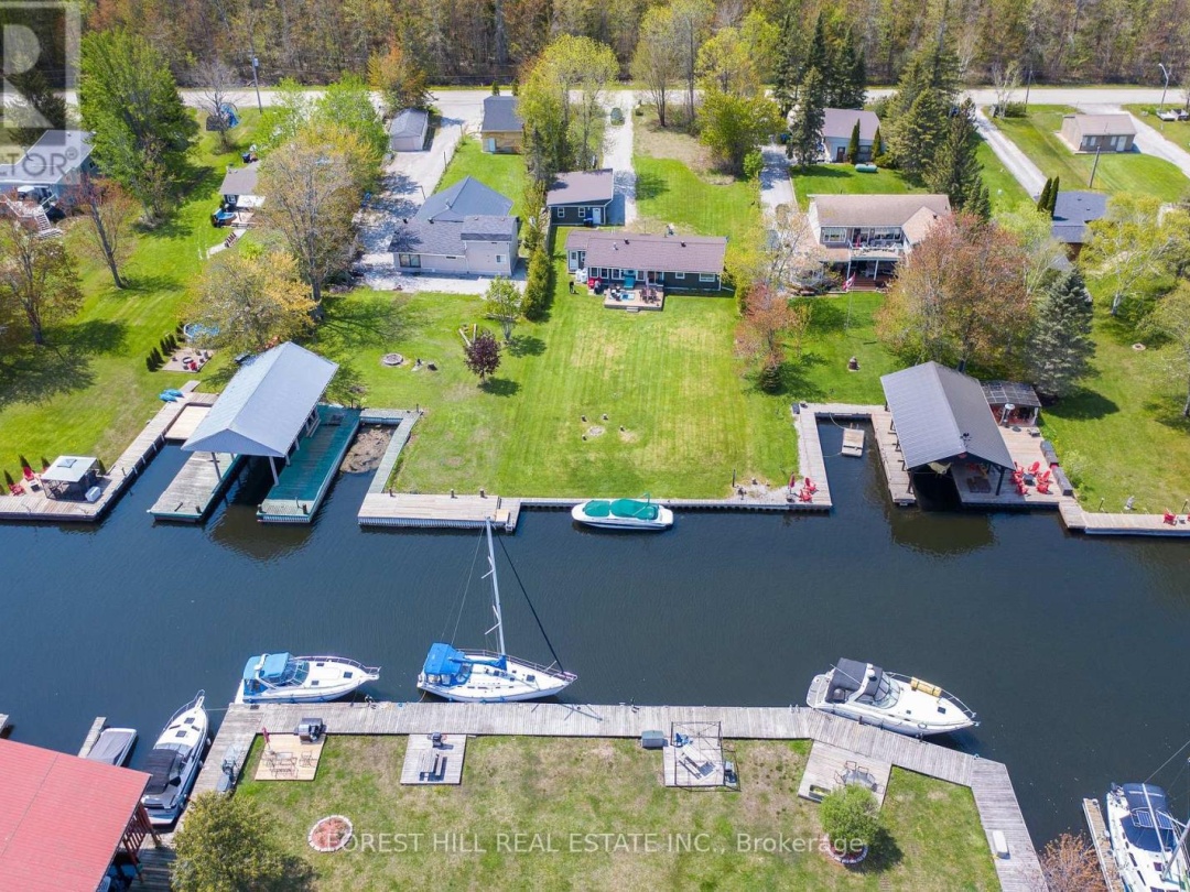 4099 GLEN CEDAR DRIVE, Lake Simcoe