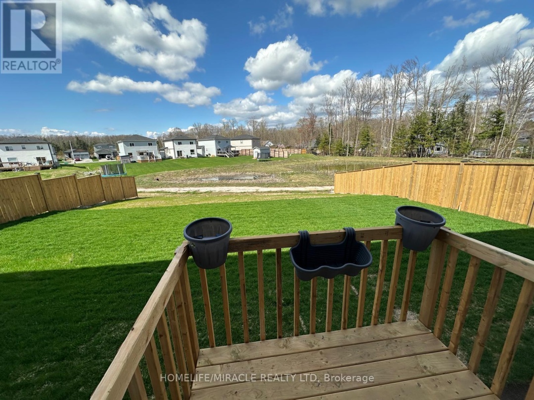 300 DAFFODIL COURT, 