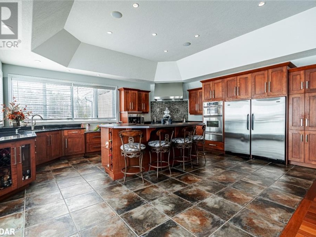 1372 Division Road East, Pond 