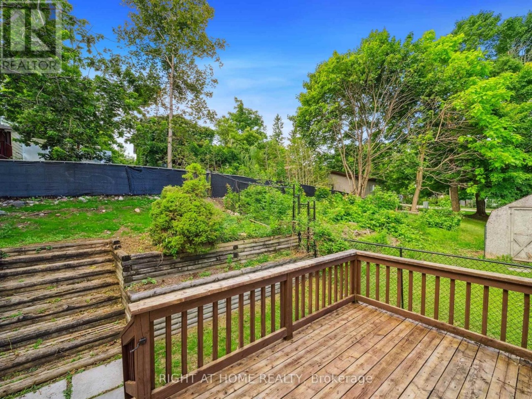 8 CHRISTINE PLACE, 
