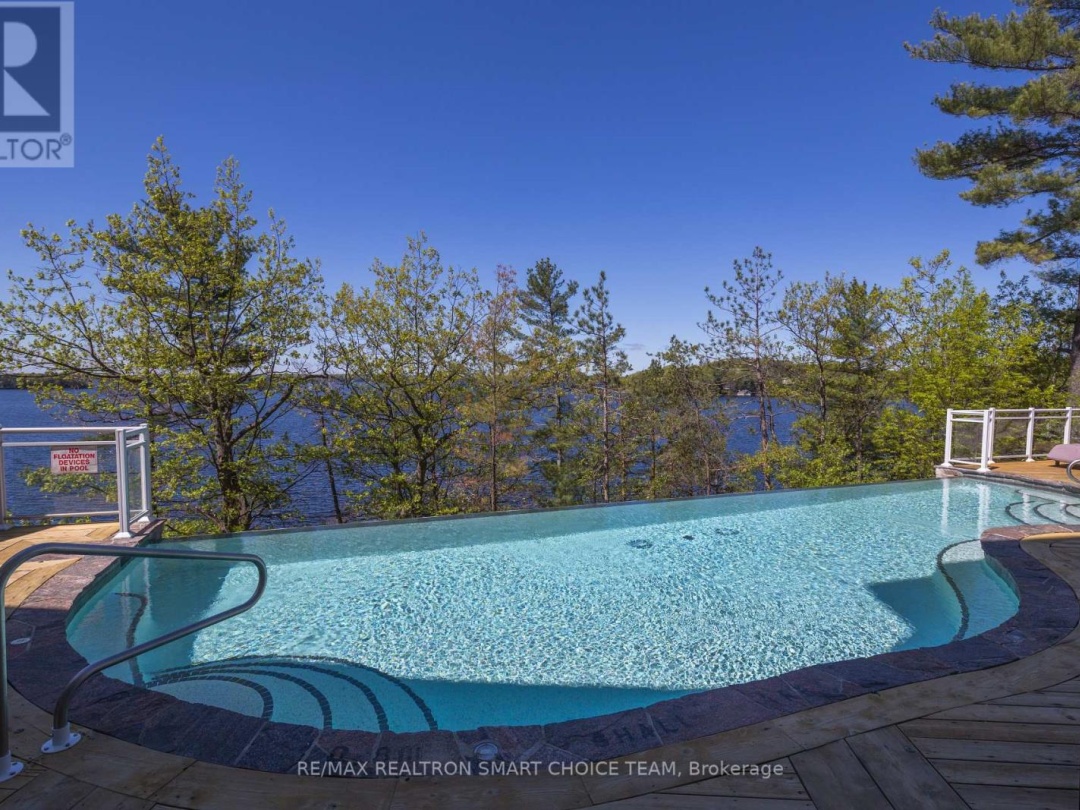 L204-C1&C2 - 1869 MUSKOKA 118 ROAD W, 