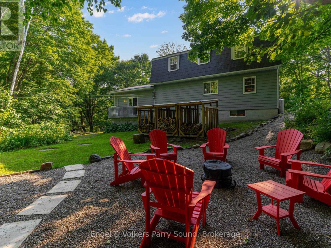 6 HARMONY LANE, 