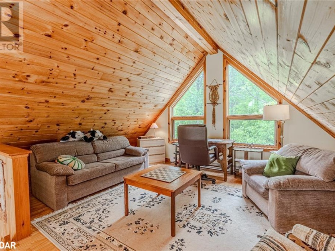 2 IS 880 GEORGIAN BAY, 
