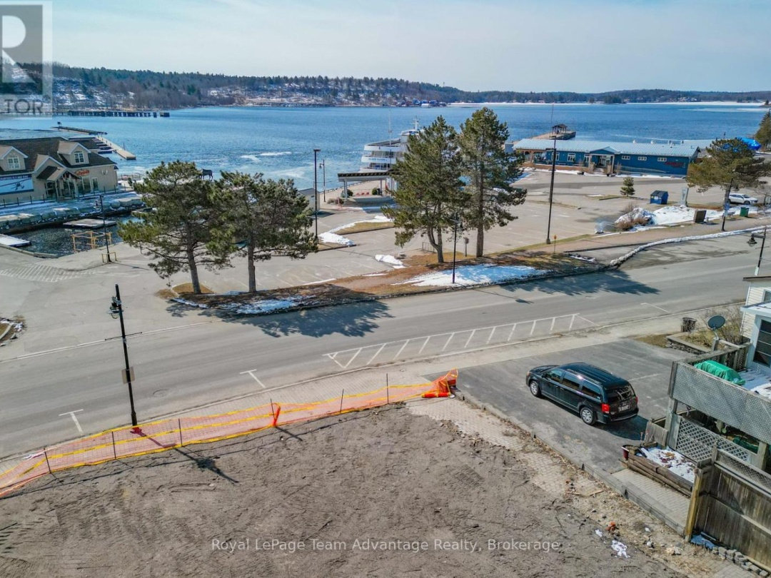22 Bay Street, Parry Sound