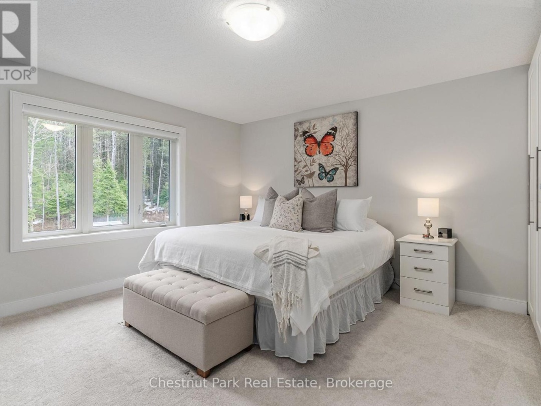 76 SELKIRK DRIVE, 