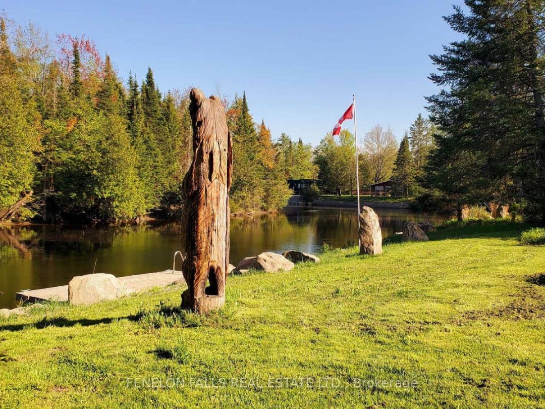 105 Cedarplank Road, Burnt Lake