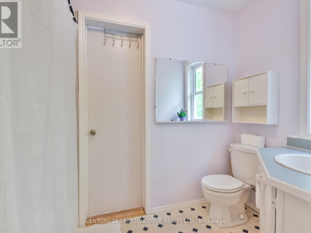 3976 Woodland Drive, Ramara