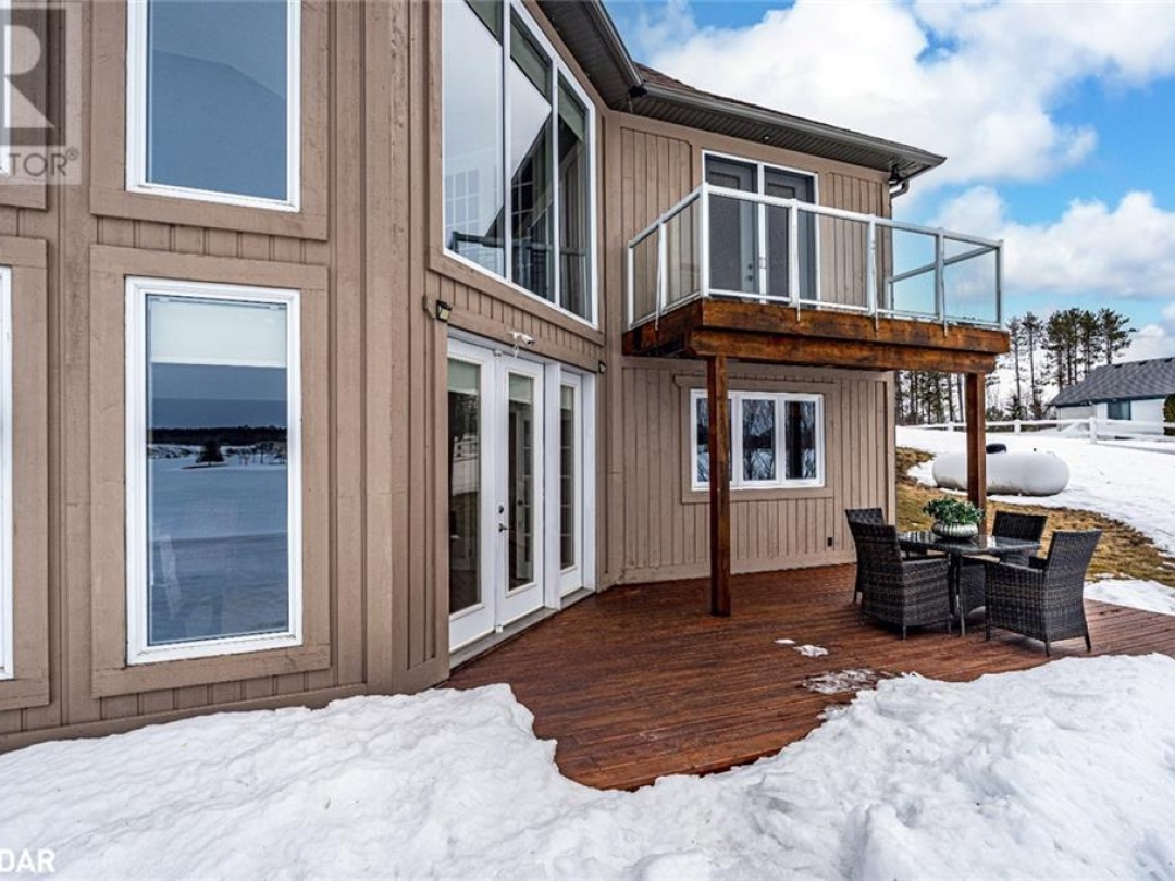 1372 Division Road East, Pond 