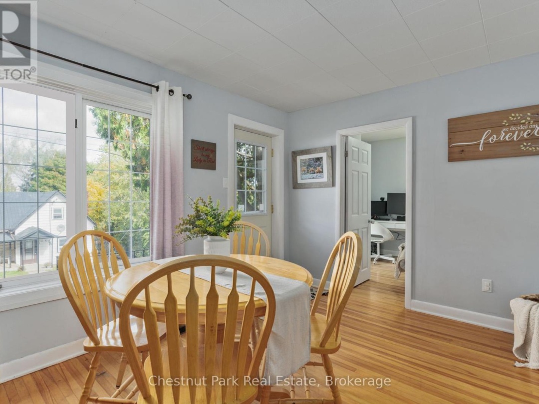 3 CORA STREET E, 