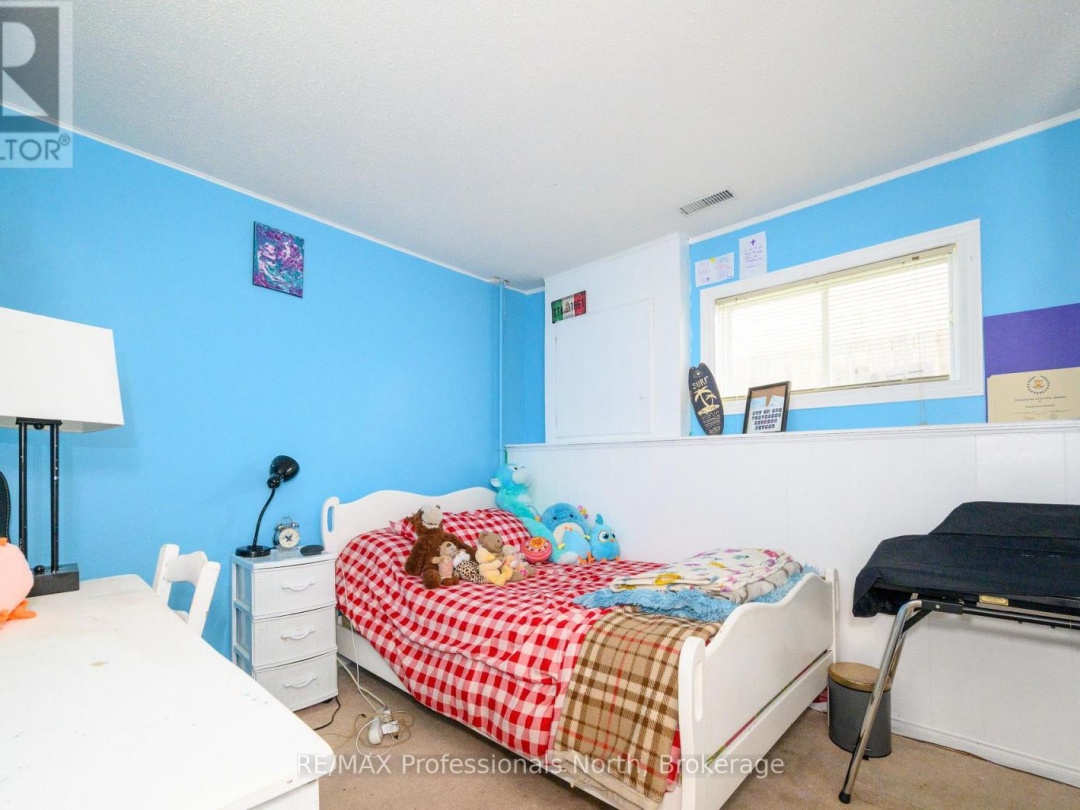 30 SABRINA PARK DRIVE, 