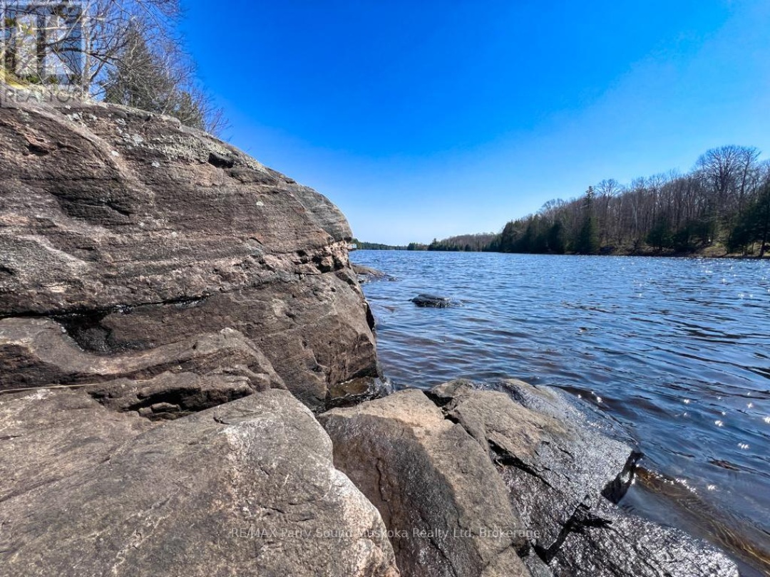 550 Shawanaga Lake, Shawanaga Lake