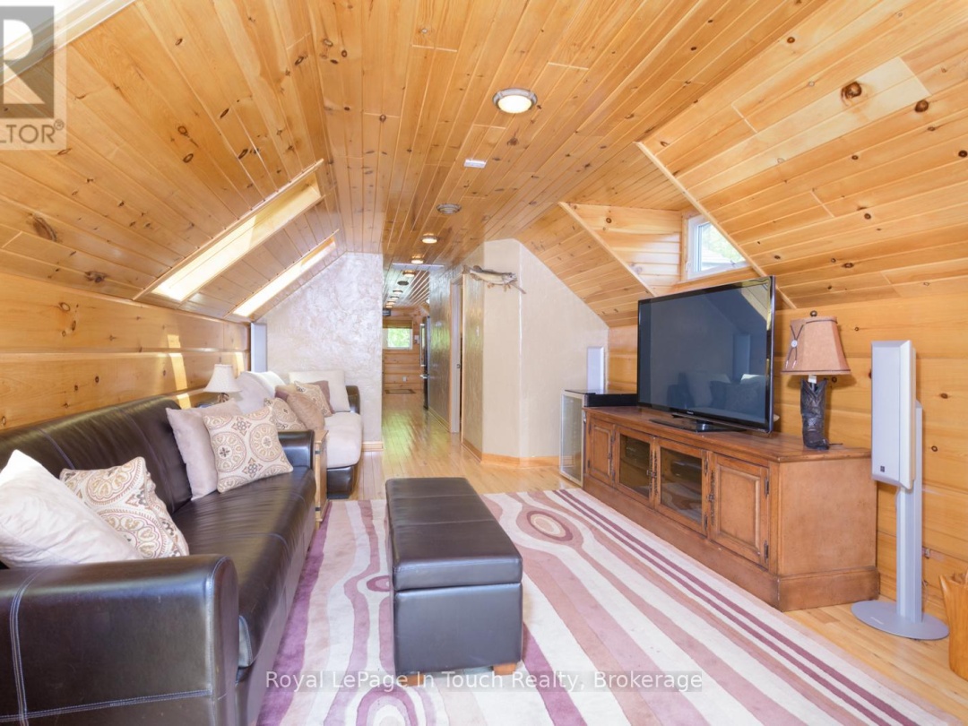 2804 Janes Lane, Gloucester Pool