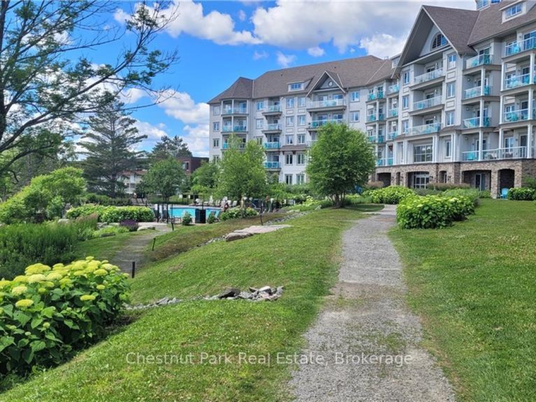 316 25 Pen Lake Point Road, Peninsula Lake