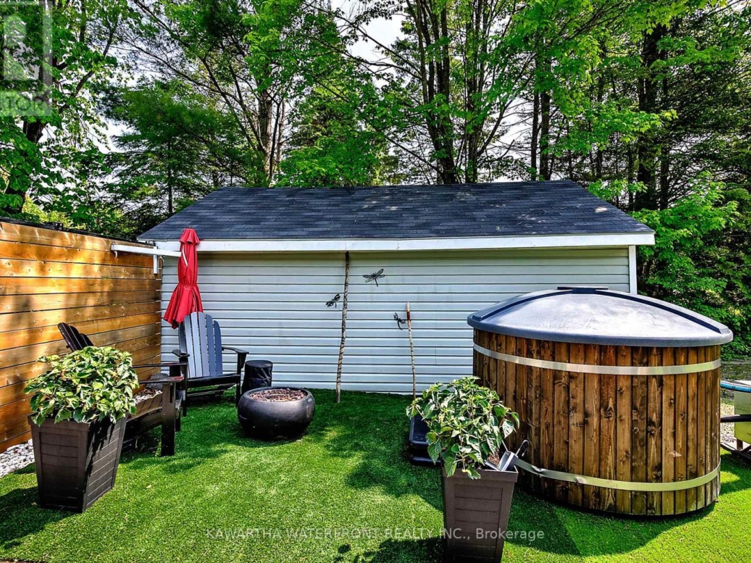 82 Kozy Kove Road, Burnt Lake