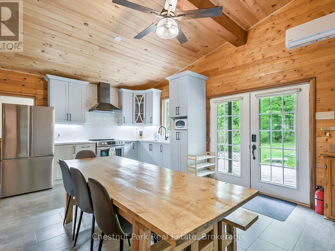 1002 LEECH LAKE POINT ROAD, 