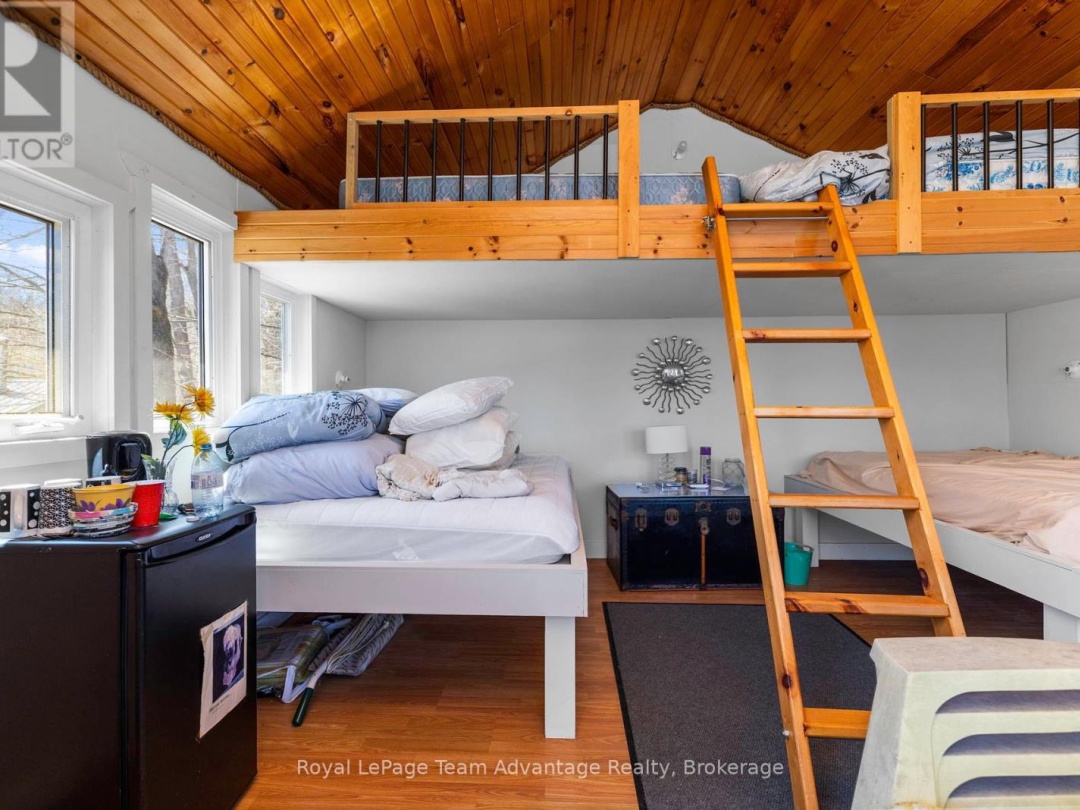 758 Paradise Lane, Georgian Bay